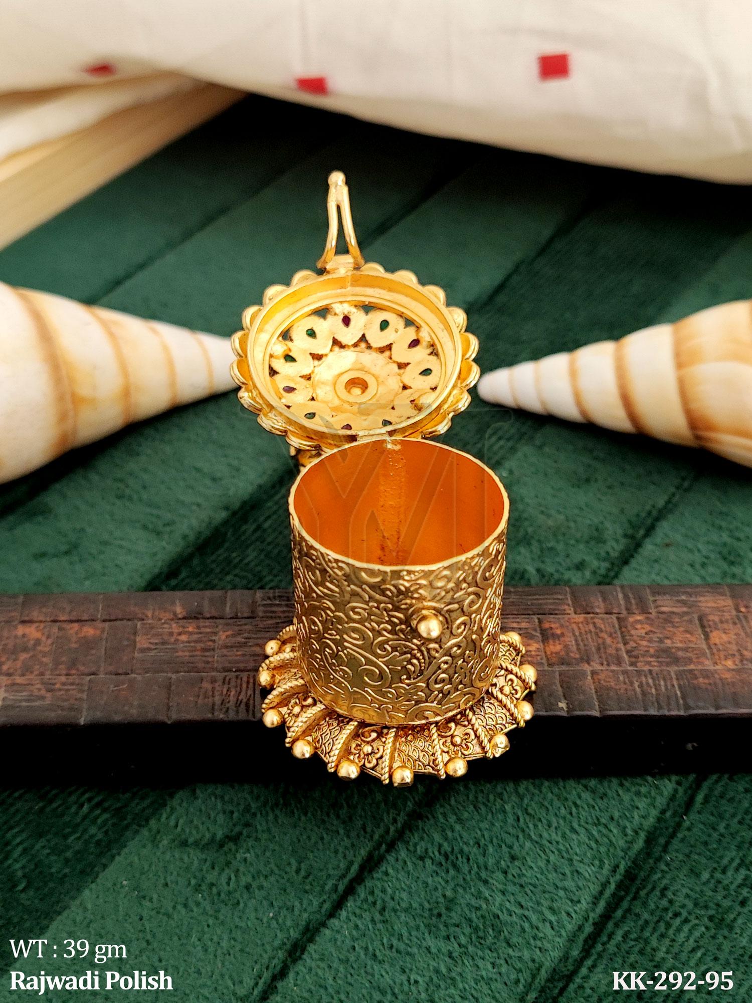 Rajwadi Polish Peacock Top Sindoor Box