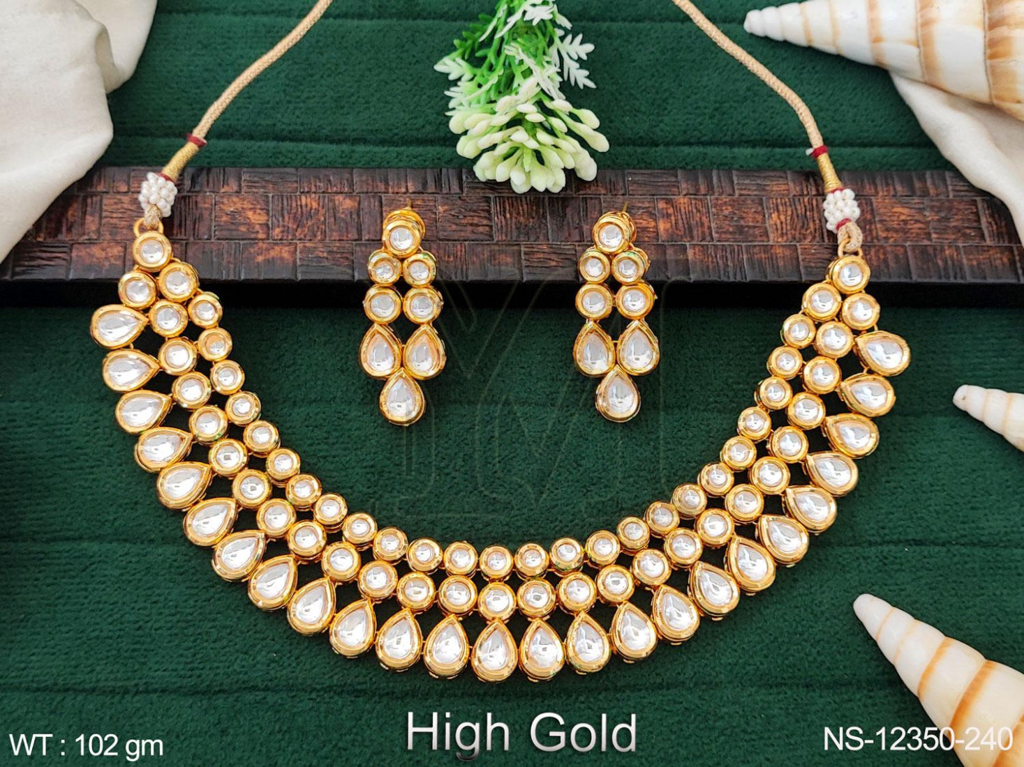 High Gold Kundan Collar Necklace Set