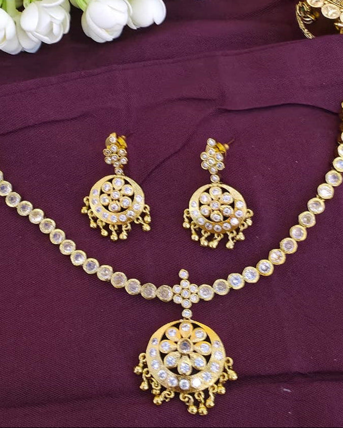 Antique Attigai with Earring