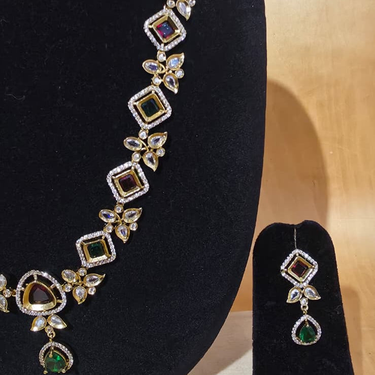 Multi-Tone Regal Geometric Set