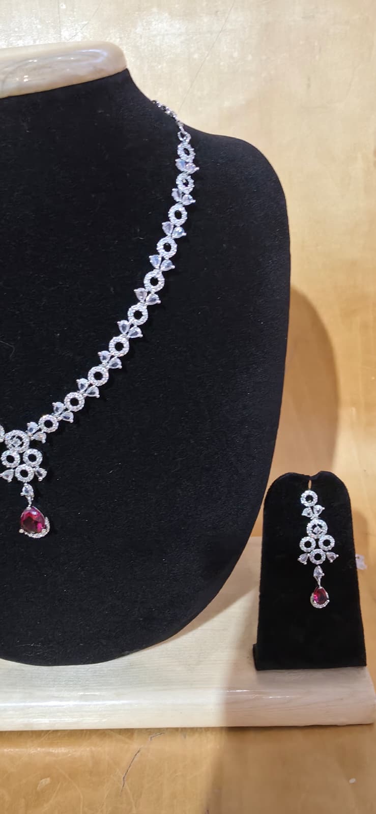 Scarlet Teardrop Statement Set