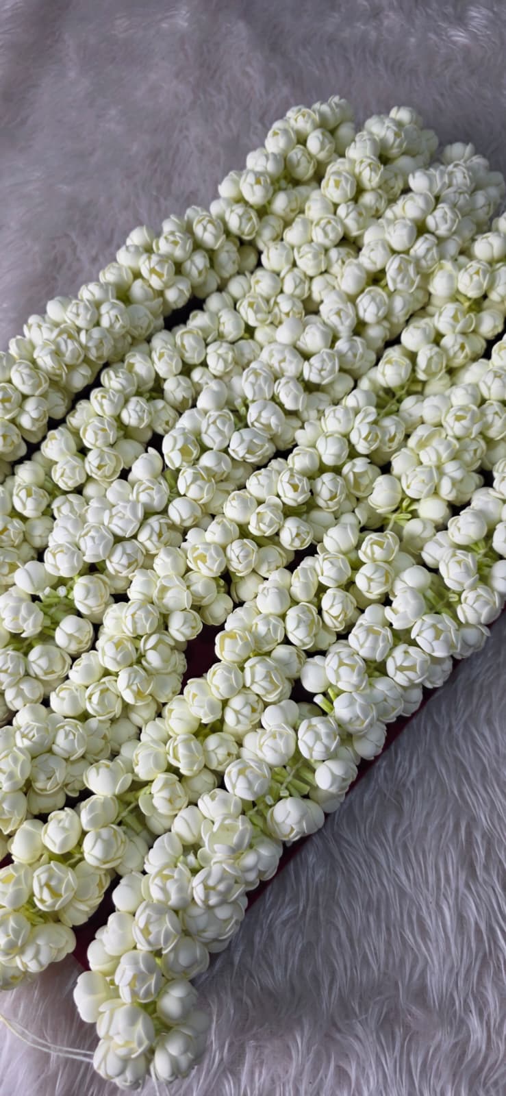 Foam Jasmine Garland