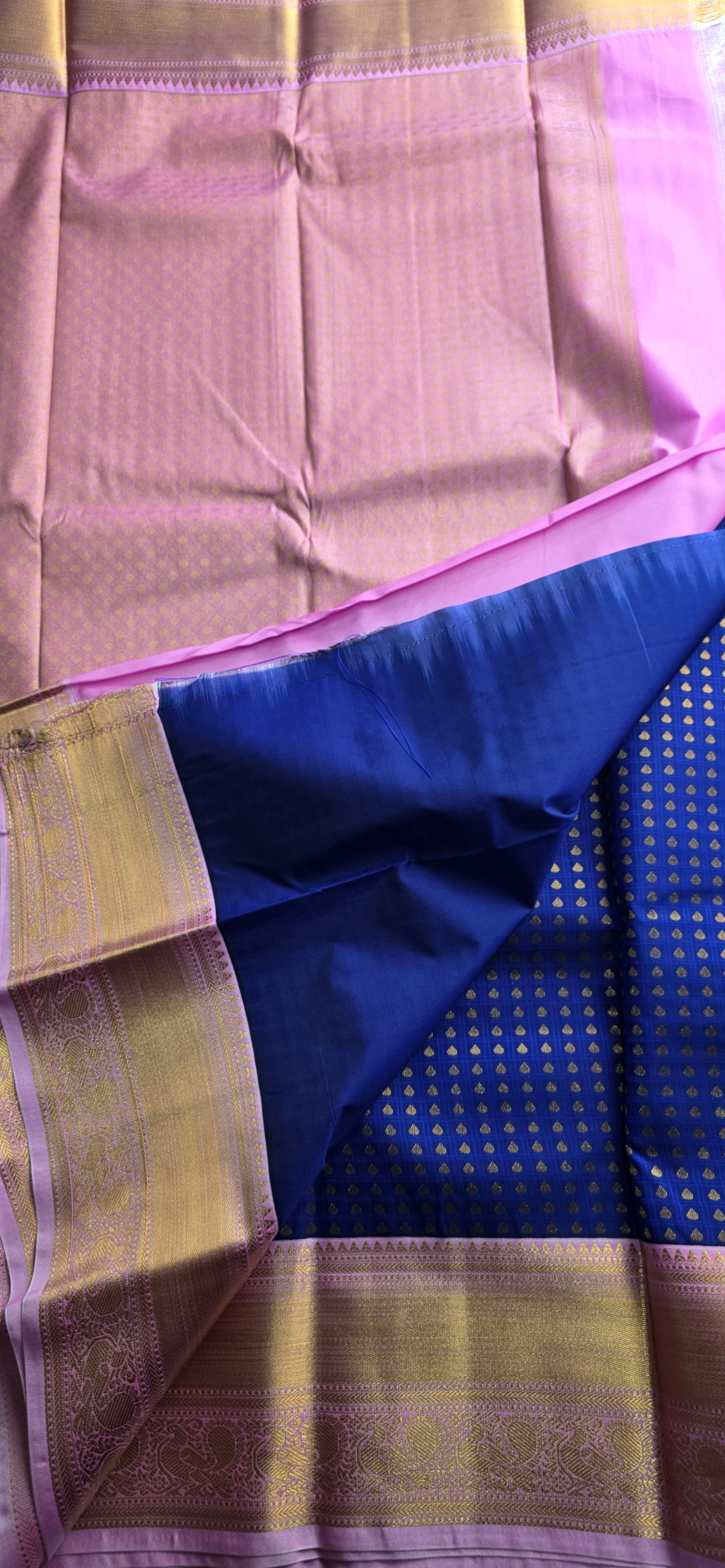 1000 butta Semi Silk Saree